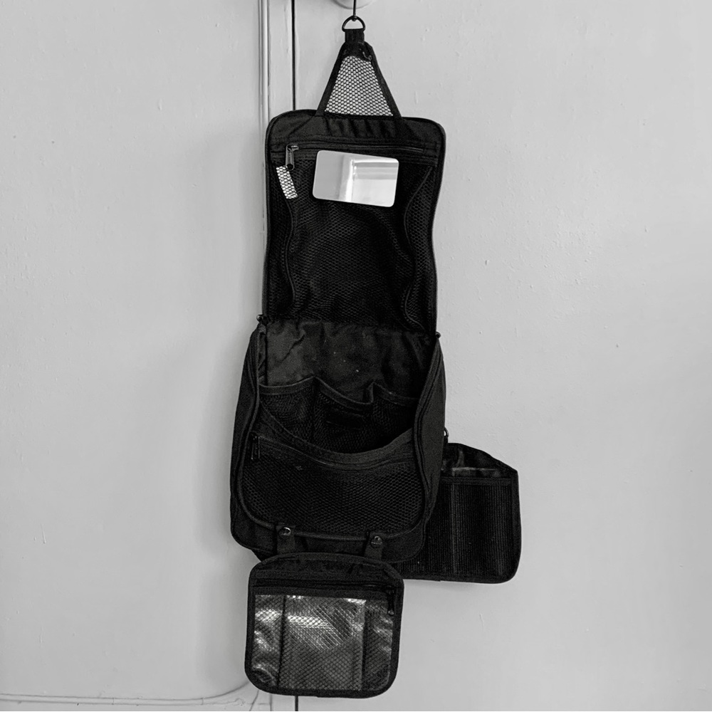 Black L.L.Bean large toiletry bag travel organizer mesh gorpcore Y2K monogrammed